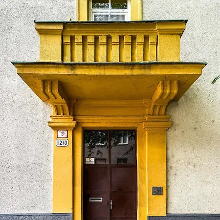 Апартаменты In Quiet Street *